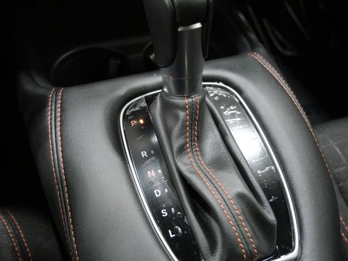 Used 2025 Honda HR-V Sport image 19