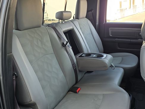 Used 2018 RAM 2500 Power Wagon w/ Luxury Group image 31