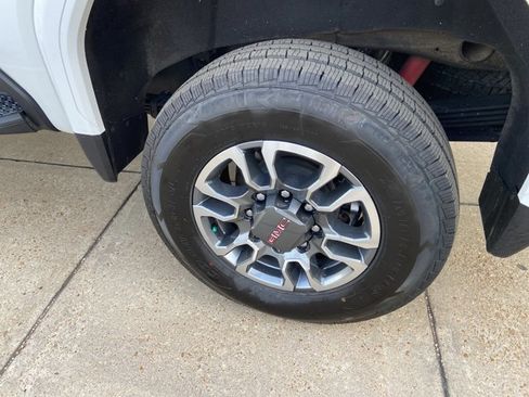 Used 2024 GMC Sierra 2500 SLT w/ Texas SLT Premium Package image 30