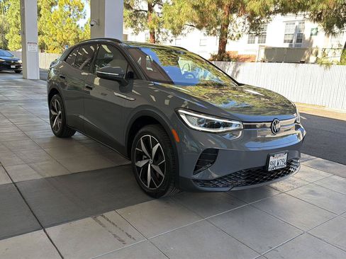 Certified 2023 Volkswagen ID.4 Pro S AWD/4WD image 7