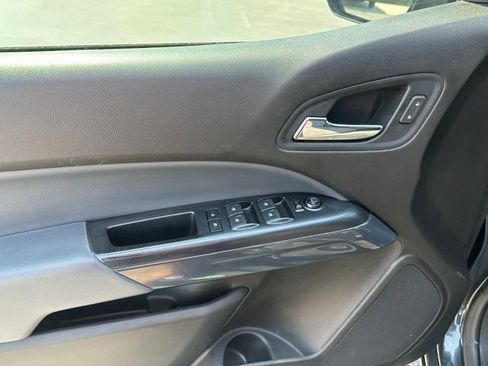 Certified 2017 Chevrolet Colorado Z71 AWD/4WD image 17