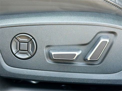 Used 2024 Audi RS 6 performance image 26