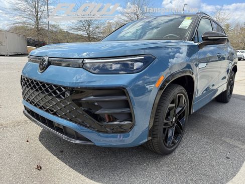 New 2026 Volkswagen Tiguan SE R-Line AWD/4WD image 24
