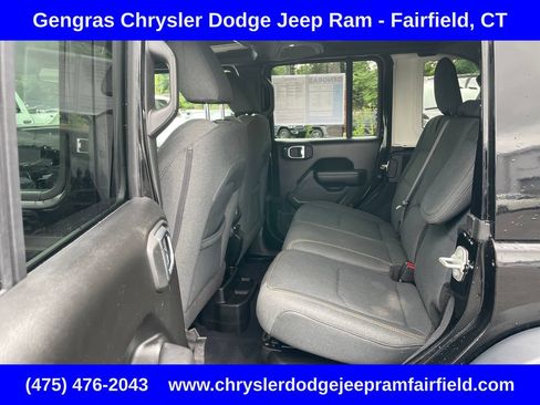 Used 2024 Jeep Wrangler Unlimited AWD/4WD image 41