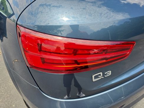 Used 2018 Audi Q3 2.0T Premium Plus w/ Premium Plus Package AWD/4WD image 35