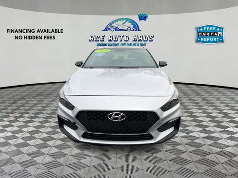 Used 2019 Hyundai Elantra GT N Line image 2