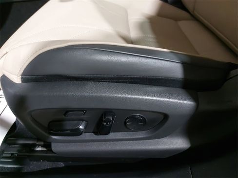 Used 2020 Lexus ES 350 Ultra Luxury image 29