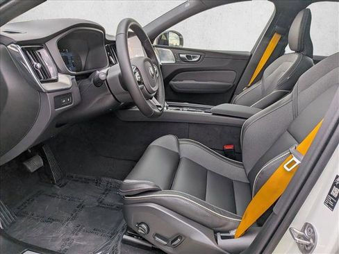 New 2026 Volvo XC60 T8 Polestar w/ Protection Package Premier image 4