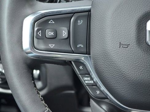 Used 2025 RAM 1500 Laramie AWD/4WD image 20