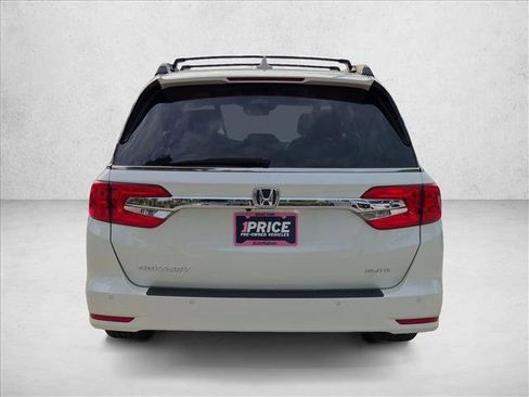 Used 2018 Honda Odyssey Elite image 6