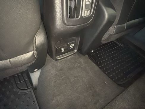 Used 2021 Jeep Compass Limited image 25