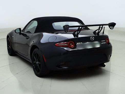 Used 2024 MAZDA MX-5 Miata Sport RWD image 5