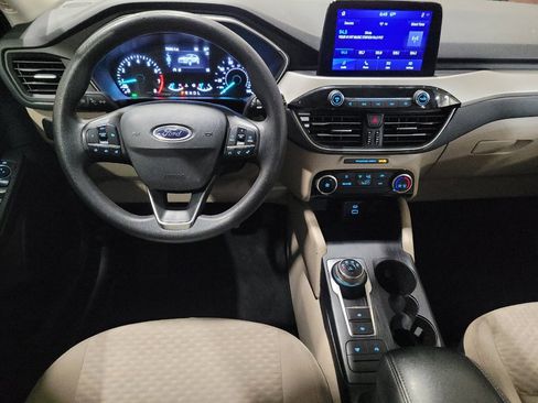 Used 2022 Ford Escape SE FWD image 22