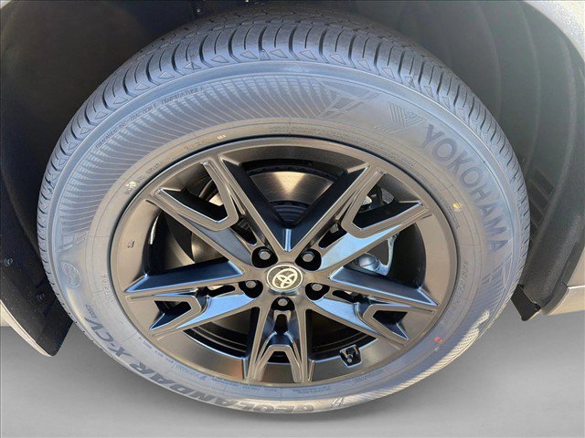 New 2026 Toyota Grand Highlander AWD Hybrid image 12