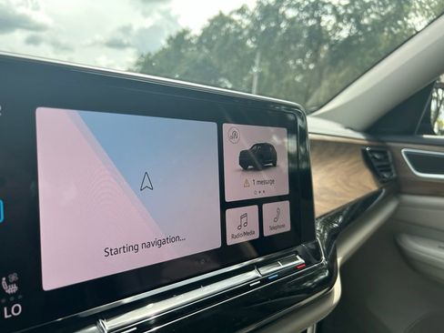 New 2026 Volkswagen Atlas SE FWD image 12