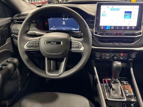 New 2025 Jeep Compass Limited w/ High Altitude Package image 19