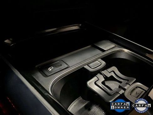 Used 2021 Mercedes-Benz GLA 250 w/ AMG Line Exterior image 44