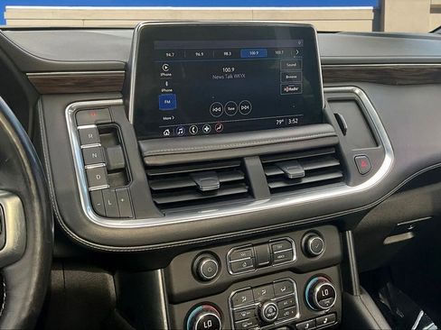 Used 2021 Chevrolet Tahoe Z71 w/ Z71 Signature Package image 11