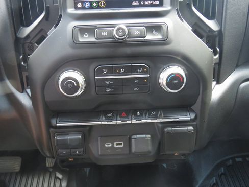 Used 2021 GMC Sierra 2500 4x4 Double Cab w/ Convenience Package image 23