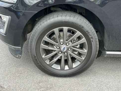 Used 2021 Ford Expedition Max Limited image 11