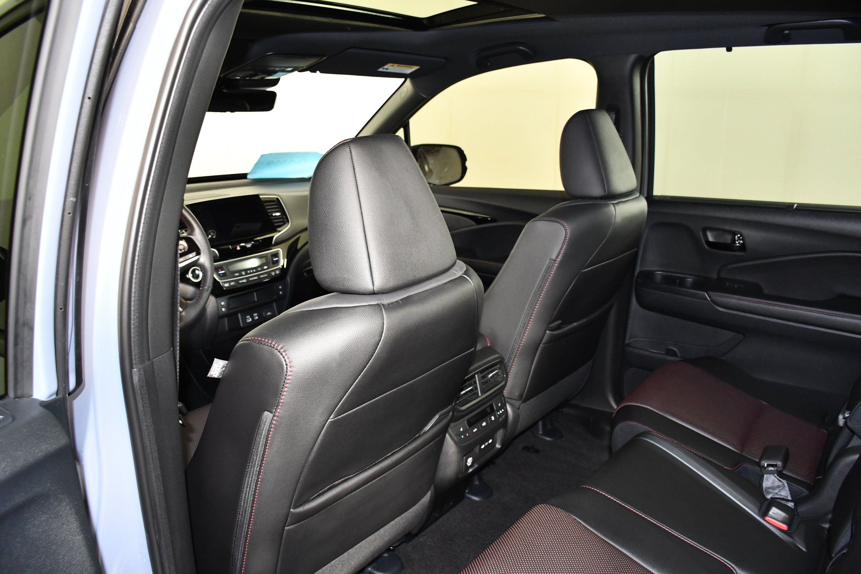 Used 2024 Honda Passport Black Edition image 49