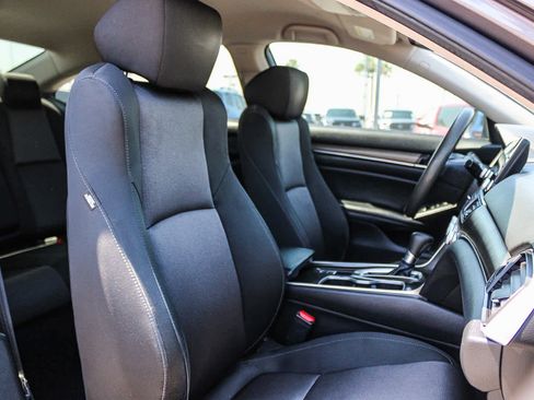 Certified 2018 Honda Accord LX image 16