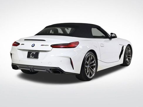 Used 2020 BMW Z4 M40i w/ Executive Package image 5
