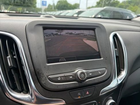 Used 2023 Chevrolet Equinox LT w/ Driver Convenience Package AWD/4WD image 17