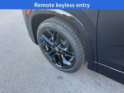 New 2026 Volkswagen Tiguan SE R-Line image 5