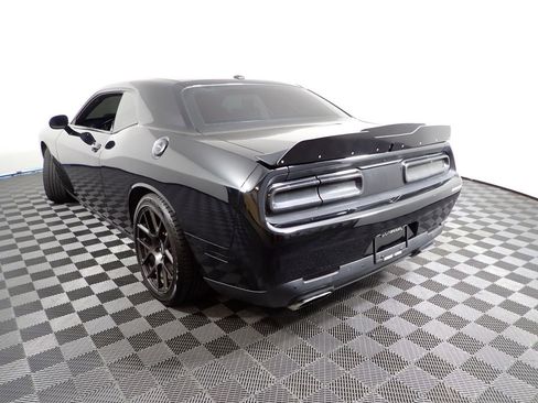 Used 2016 Dodge Challenger R/T RWD image 12