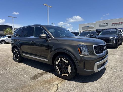 Certified 2023 Kia Telluride EX w/ EX Captain's Chair Package FWD image 1