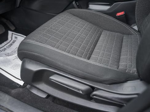 Used 2024 Honda HR-V LX image 31