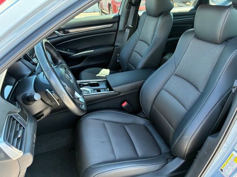Used 2022 Honda Accord Sport image 17