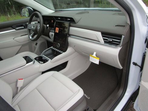 New 2026 GMC Terrain Denali AWD/4WD image 22