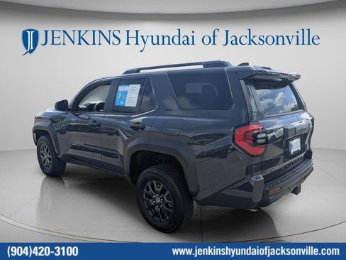 Used 2025 Toyota 4Runner SR5 image 8