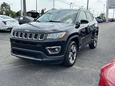 Used 2020 Jeep Compass Limited AWD/4WD image 7