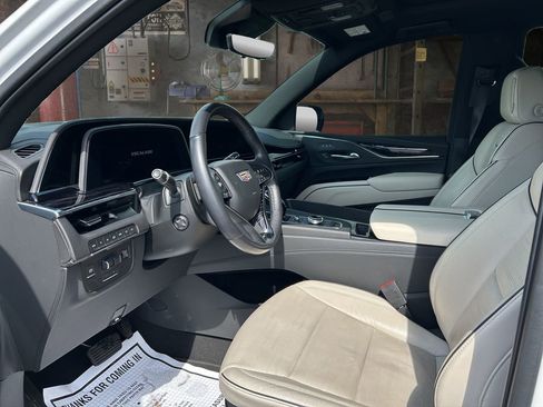 Certified 2021 Cadillac Escalade Sport w/ Driver Assist Tech Package image 13