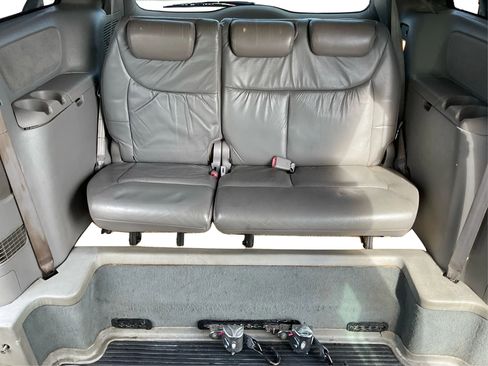 Used 2005 Toyota Sienna CE FWD image 13