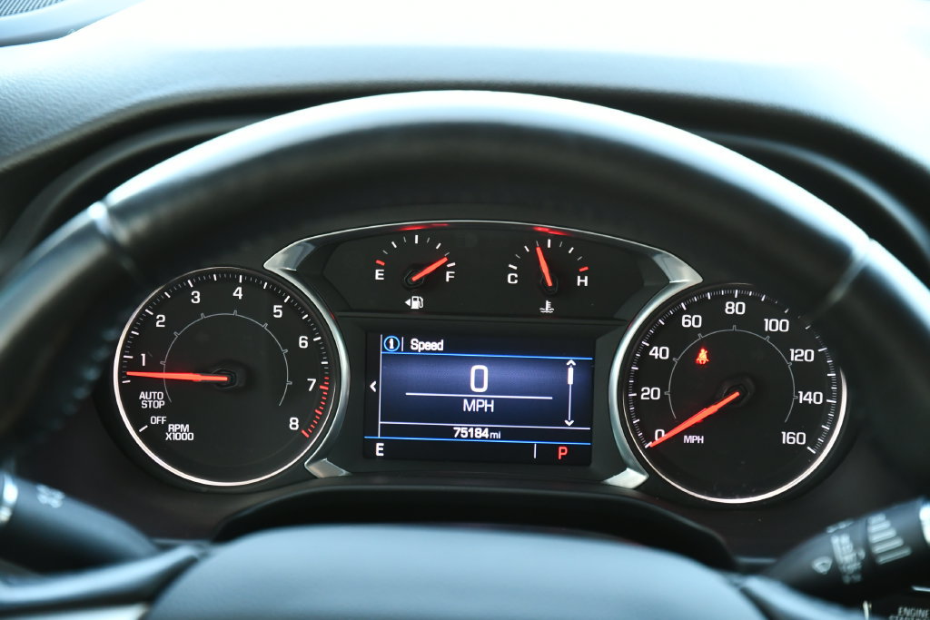 Used 2020 GMC Acadia SLE w/ Driver Convenience Package FWD image 27