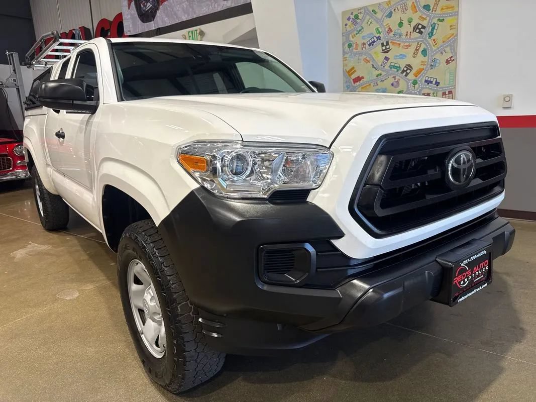 Used 2022 Toyota Tacoma SR AWD/4WD image 58