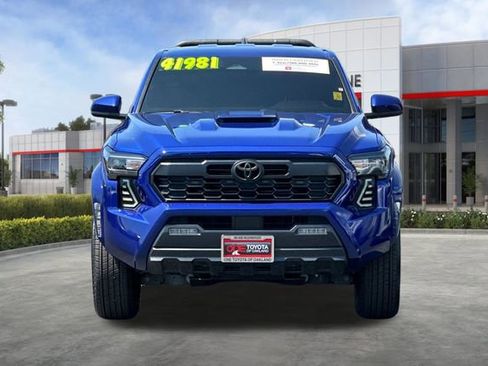Used 2025 Toyota Tacoma TRD Sport AWD/4WD image 11