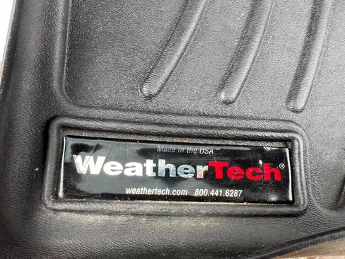 Used 2018 Ford Explorer Limited image 38