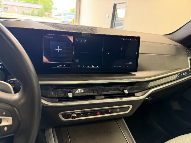 Used 2026 BMW X5 xDrive40i AWD/4WD image 15