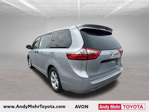 Used 2015 Toyota Sienna L FWD image 6