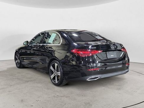 Used 2022 Mercedes-Benz C 300 4MATIC Sedan image 3