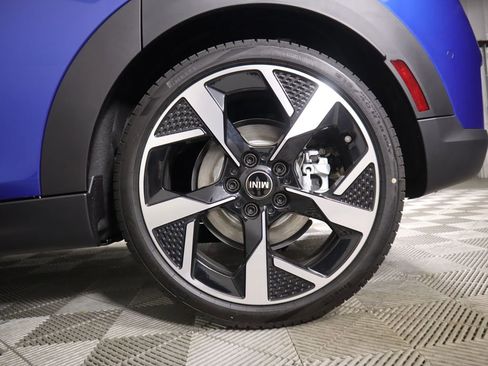 New 2026 MINI Cooper 4-Door Hardtop image 32