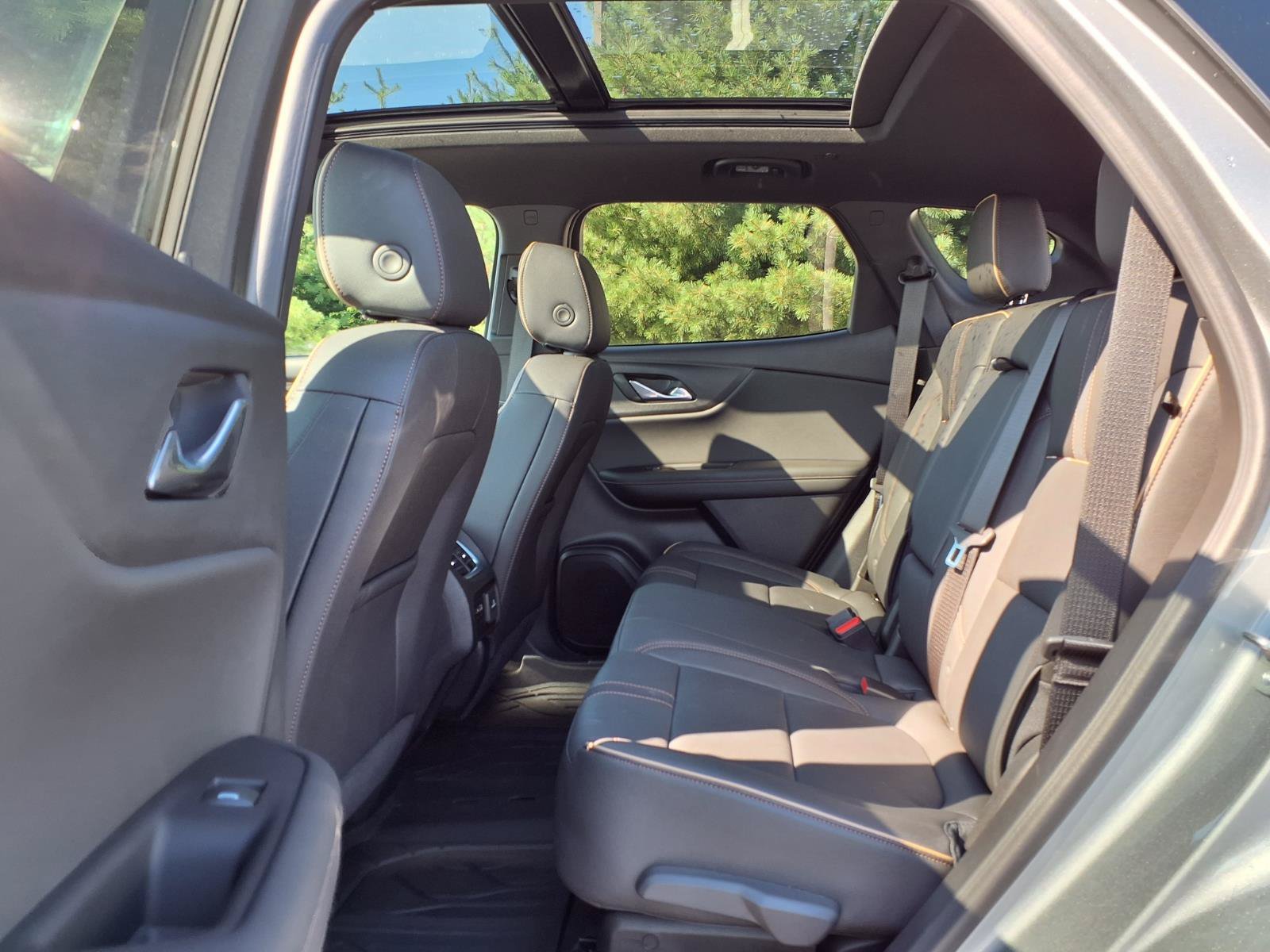 Used 2025 Chevrolet Blazer Premier w/ LPO, Floor Liner Package FWD image 27