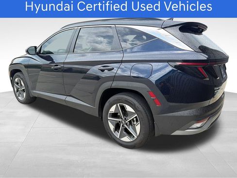 Certified 2025 Hyundai Tucson SEL AWD/4WD image 3