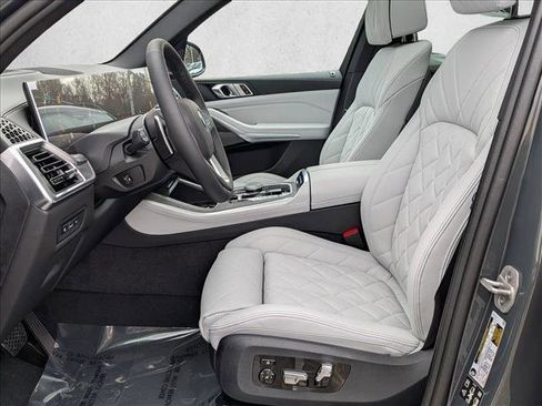 New 2026 BMW X5 xDrive40i w/ Climate Comfort Package AWD/4WD image 4