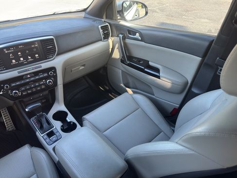 Used 2021 Kia Sportage S w/ S FWD Premium Package image 12